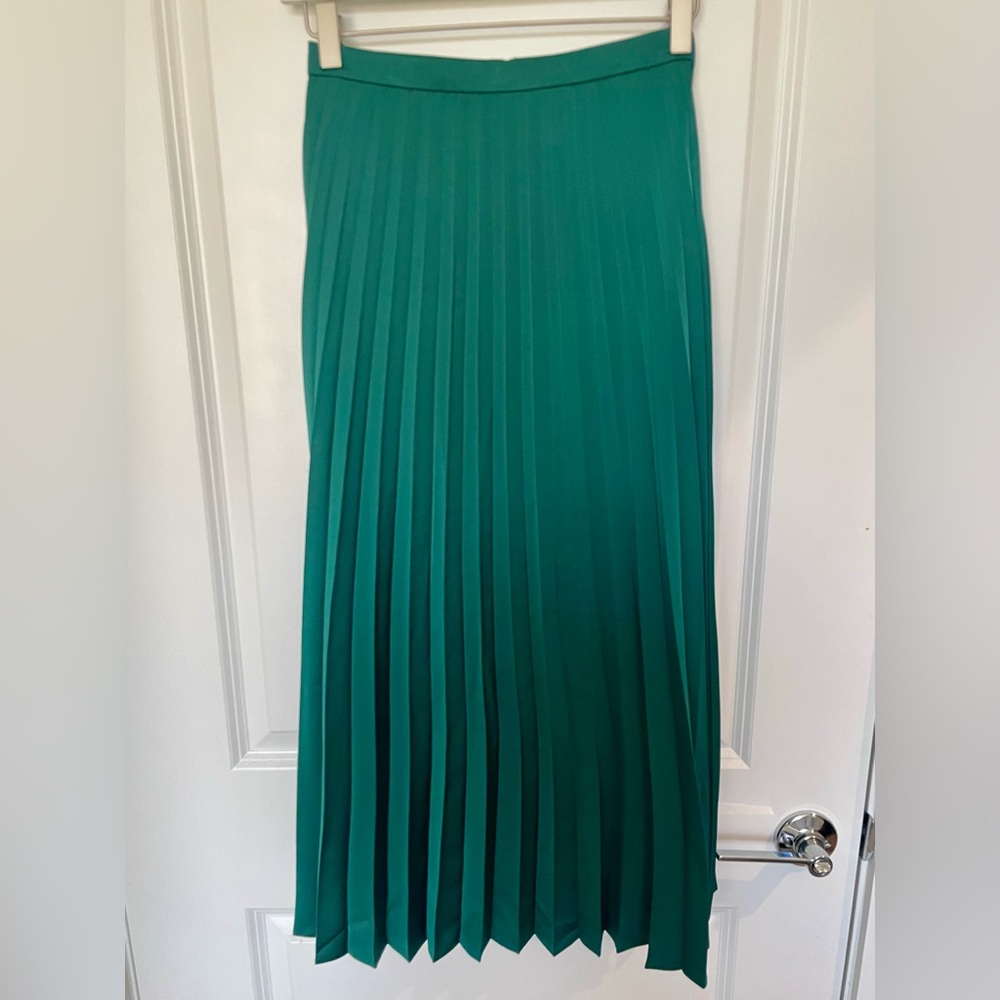 J. Crew Pleated Midi Skirt - Green - 2T - NWT